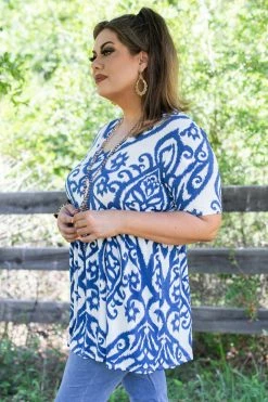 004 New Tops Blue Willow Top