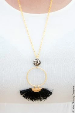 Vivi Liam New Jewelry Buckaroo Black Necklace