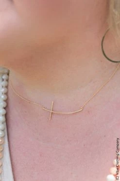 040 Don't Be Sideways Necklace New Jewelry