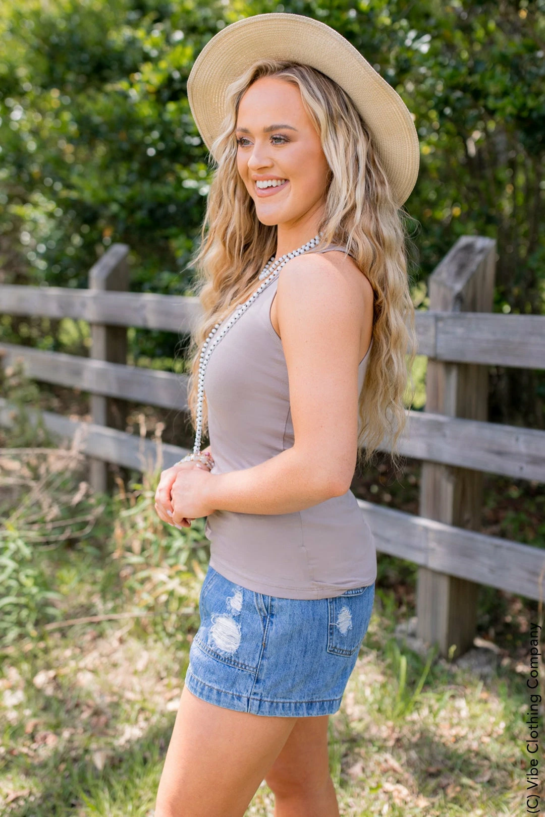 001 Fitted Layering Tanks 13 001 Fitted Layering Tanks