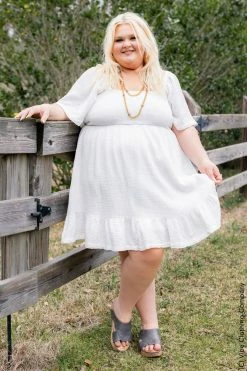 004 New Dresses Innocent Isle Dress