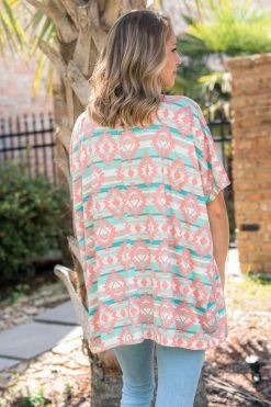 022 Kiss The Girl Top