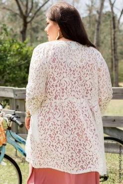 004 New Cardigans & Vests Modern Lace Cardigans