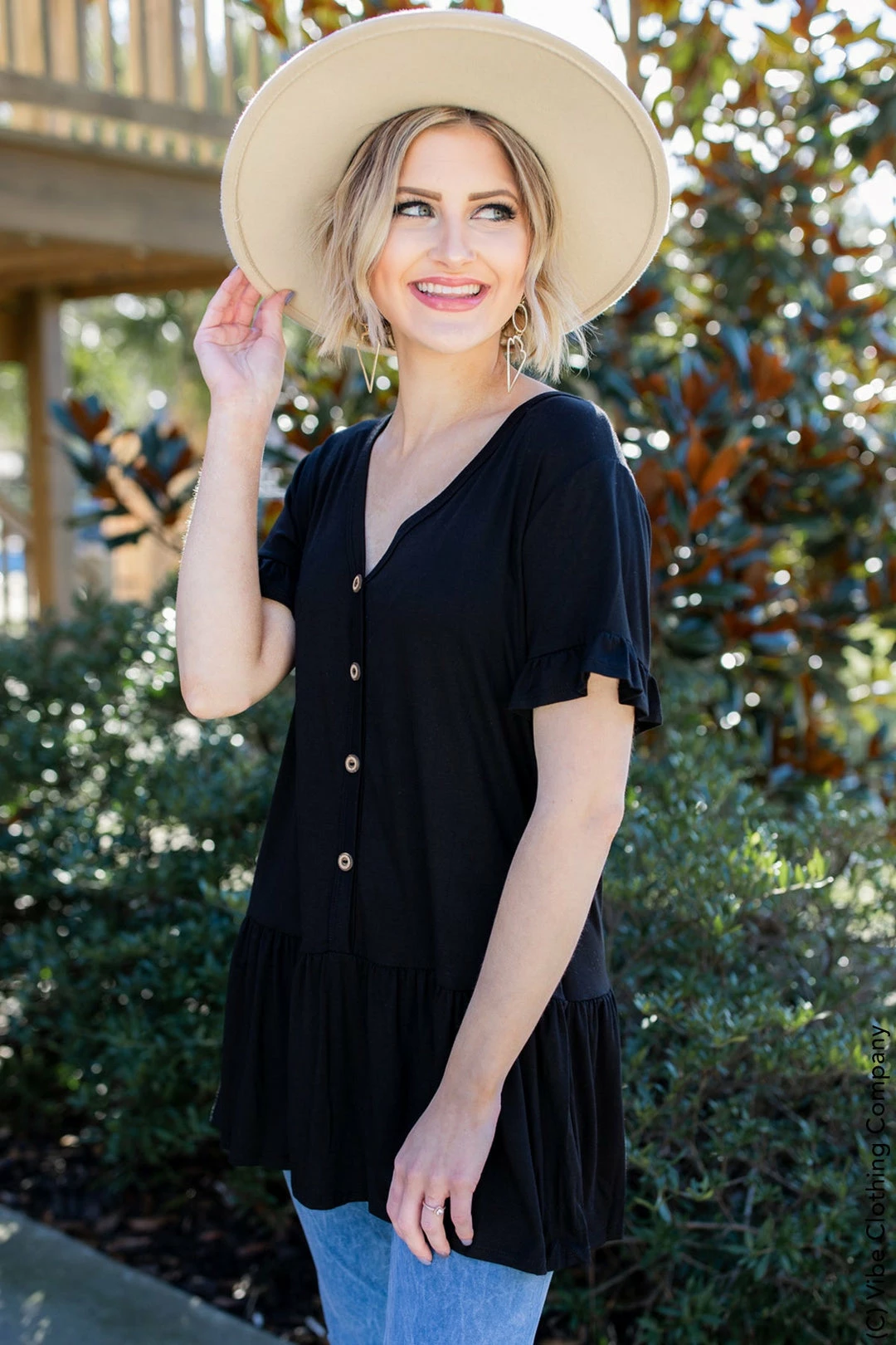 004 Let's Meet Up Top - Black 3 004 Let's Meet Up Top - Black