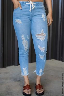 009 Light Wash Distressed Skinny Jeans New Bottoms