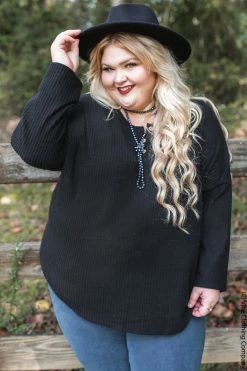 006 Mountain Top Thermal - Black New Tops