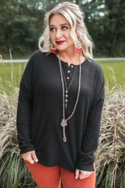 006 Mountain Top Thermal - Black New Tops