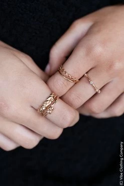002 Delicate Stacking Ring Set New Jewelry