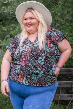 039 New Tops She's So Fly Top