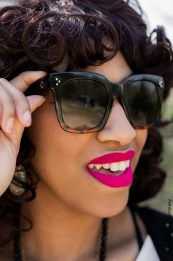 0000 Status Symbol Sunglasses