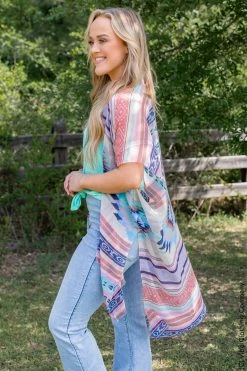 003 That Lovin' Feeling Kimono New Cardigans & Vests