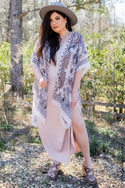 003 New Cardigans & Vests Trending Tranquility Kimono