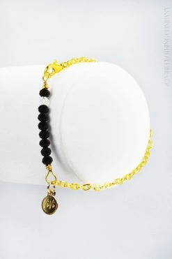 ViVi Liam Jewelry VIVI LIAM Hand-Beaded Bracelet New Jewelry