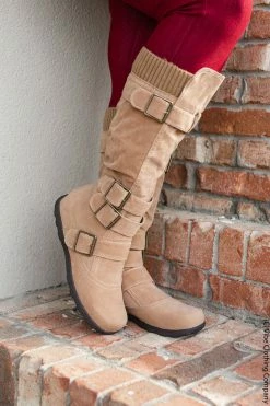 Verona Walkabout Boots - Taupe New Shoes