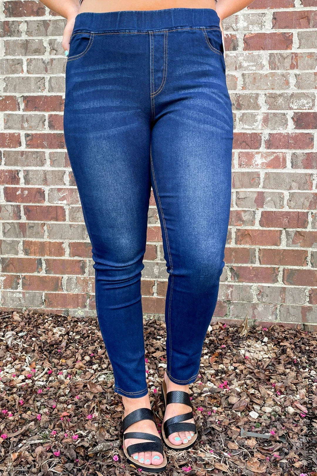 016 New Bottoms Caspian - 4th Skinnies (Dark Wash) 4 016 New Bottoms Caspian - 4th Skinnies (Dark Wash)