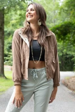 Zenana Cropped Tank Top - Black