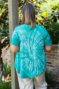 001 Emerald City Top