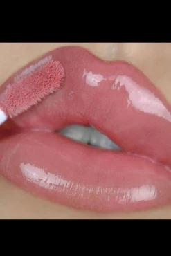 025 Fairytale Ultra Dazzle Lip Gloss