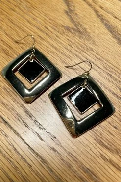 011 Listen To The Wind Blow Earrings New Jewelry