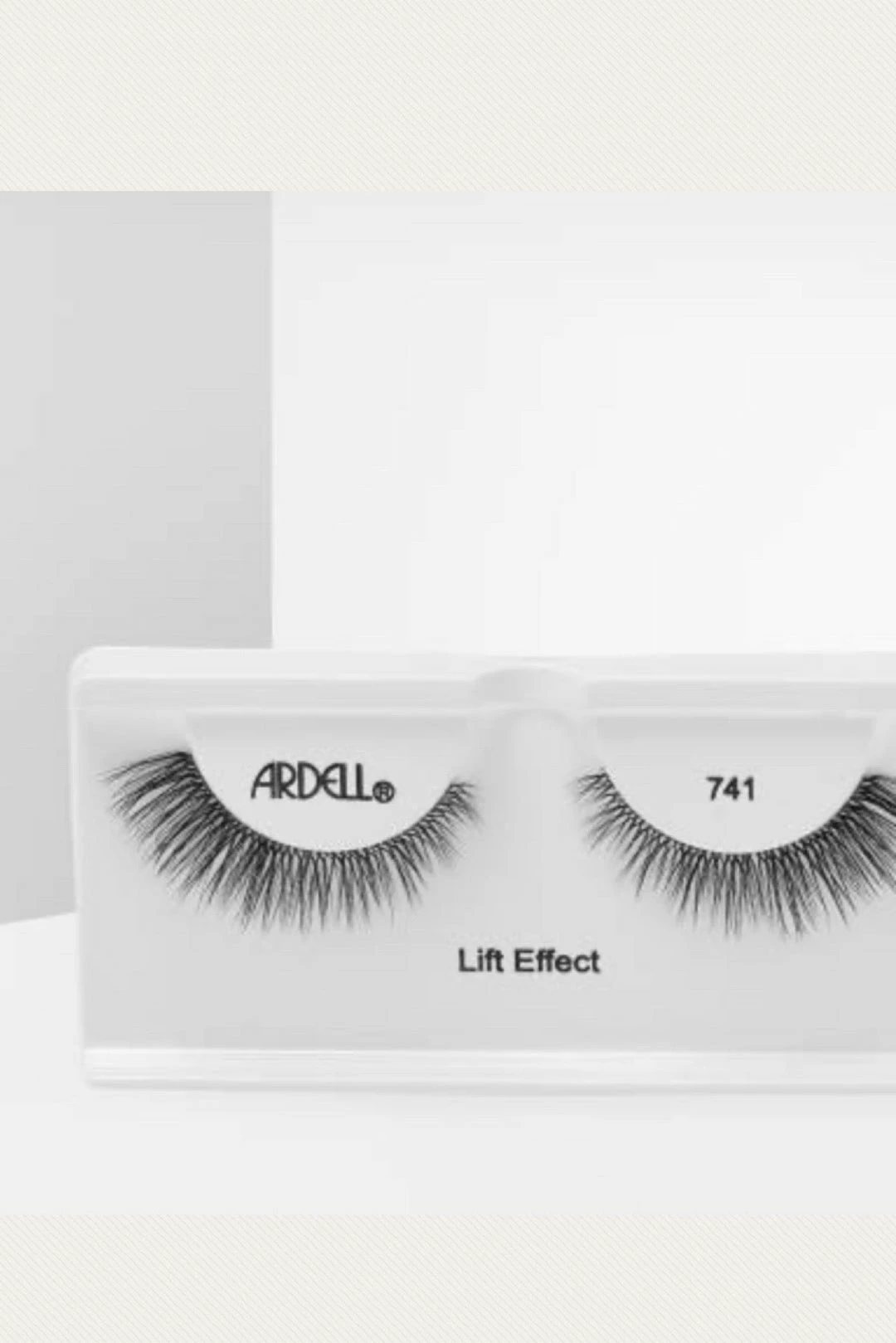Beauty Creations Lift Effect- Eye Widening False Lashes 3 Beauty Creations Lift Effect- Eye Widening False Lashes