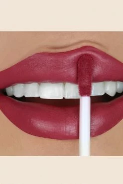 025 Matte Velvet Lip Paint - Nova