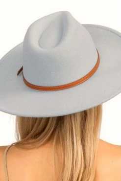 033 New Arrivals Chic Rancher Hat