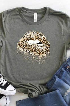 Mark Tee Melting Lips Graphic Tee